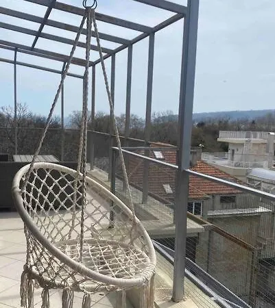 Historic Central Place With Parking Place Apartment Varna