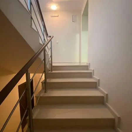 Apartment Historic Central Place With Parking Place Varna