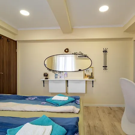 Historic Place With Paid Parking Appartement Varna