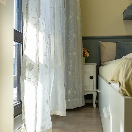 Historic Place With Paid Parking Appartement Varna